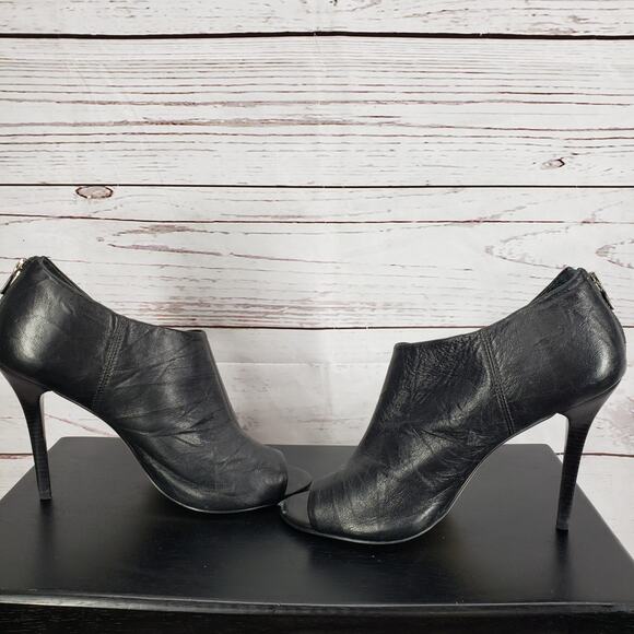 BCBGMAXAZRIA Women's Black Soft Leather Stiletto Bootie Size 9.5B - Picture 12 of 13